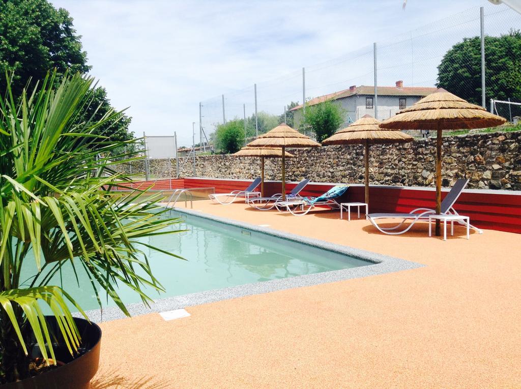 Domaine Le Prieure Hotel Chaumont-le-Bourg Kültér fotó