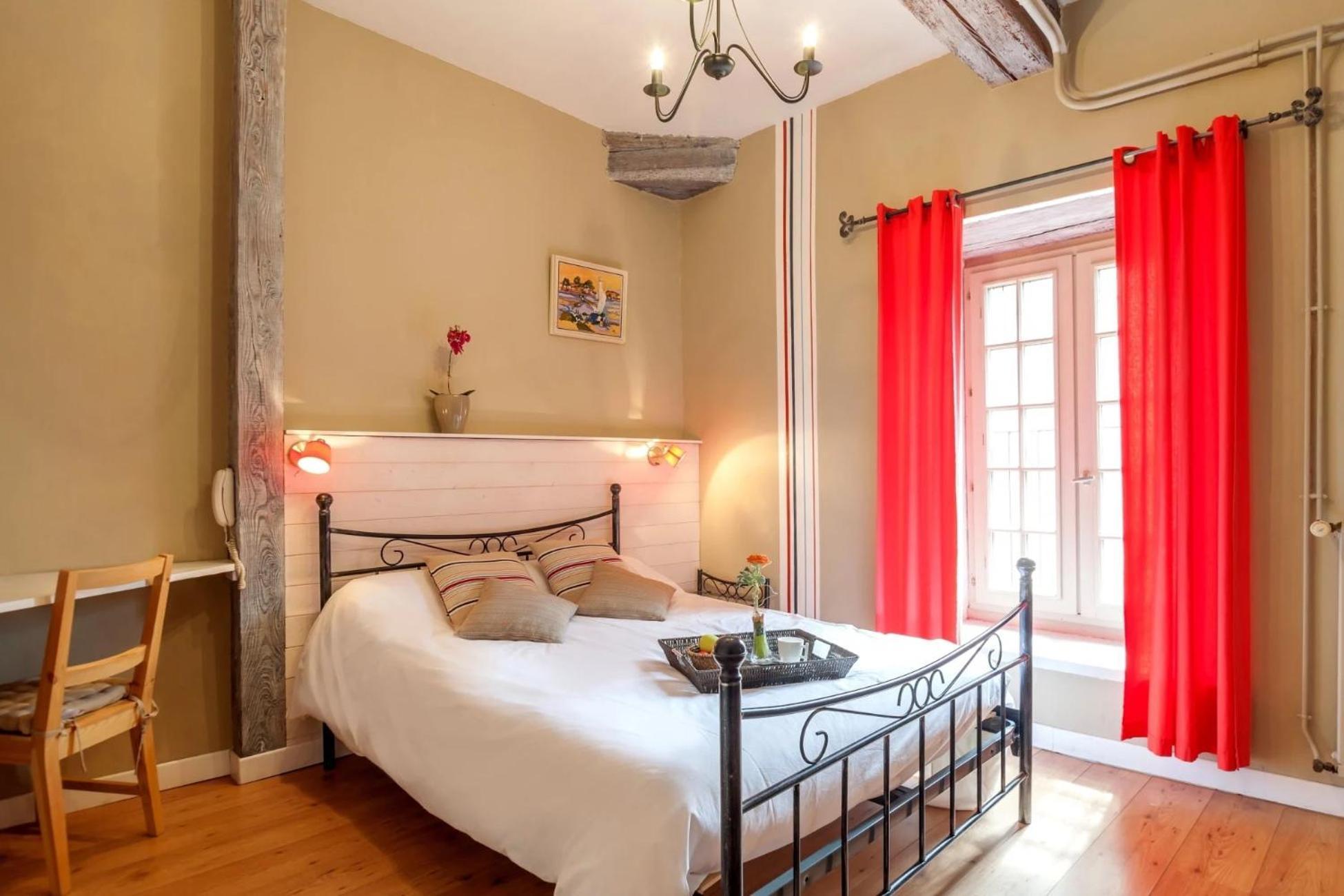 Domaine Le Prieure Hotel Chaumont-le-Bourg Szoba fotó